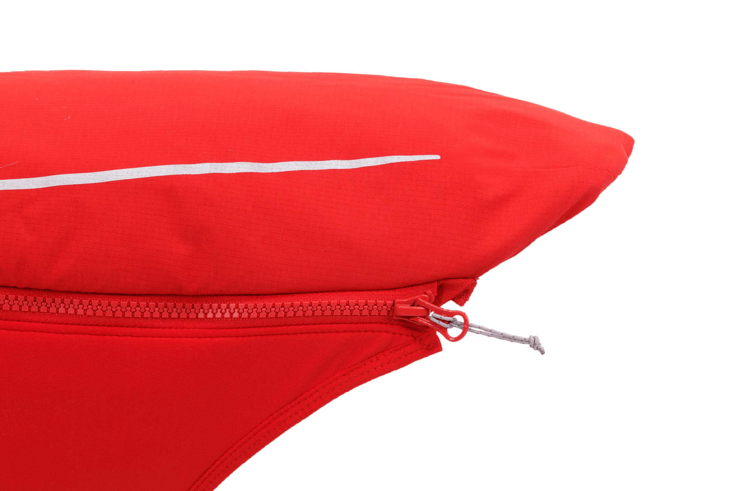 05702_Powder-Hound-Waterproof-Insulated-Jacket_Red-Waterproof-Insulated-Currant_CU-Detail_RW-010.png